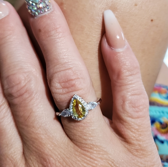 925 Silver Cz & CITRINE GEMSTONE  RING SZ 8 NWT - Picture 4 of 6